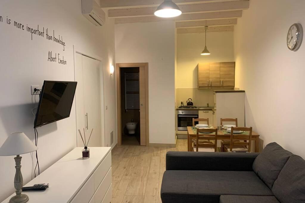 Casa Morola Monolocale Appartement Trani Buitenkant foto