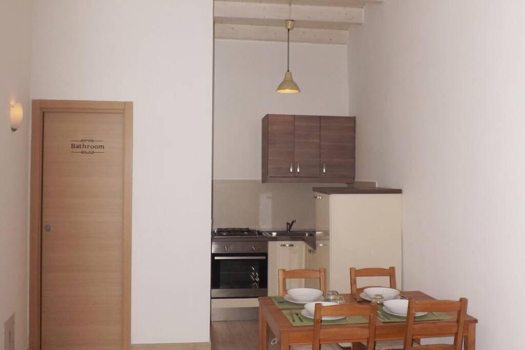 Casa Morola Monolocale Appartement Trani Buitenkant foto